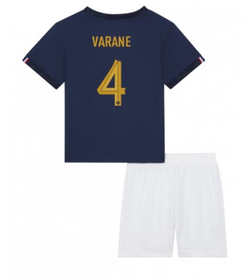 Francja Raphael Varane #4 Koszulka Podstawowych Dziecięca MŚ 2022 Krótki Rękaw (+ Krótkie spodenki)